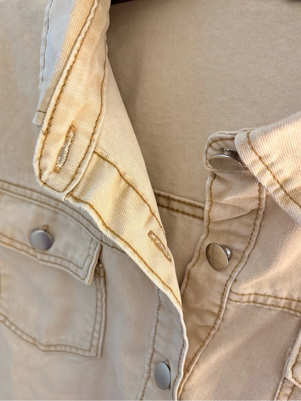 Neutral Beige Button-Front Shacket - Picture 5 of 9